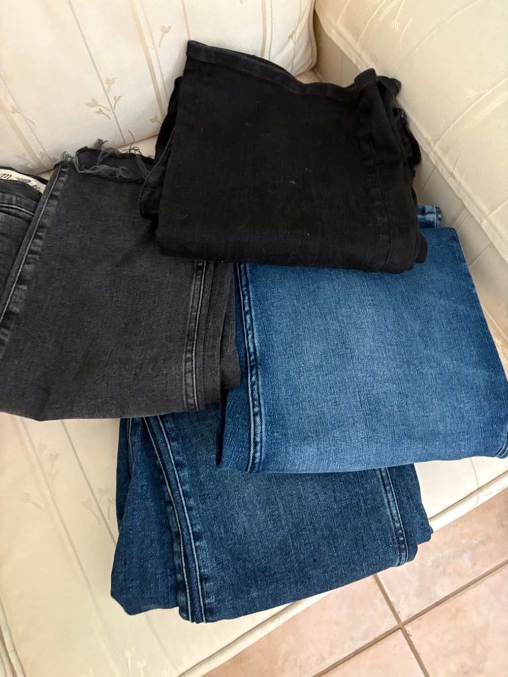 Madewell Women Jeans Bundle - Black, Dark Gray, Light Blue, Medium Blue